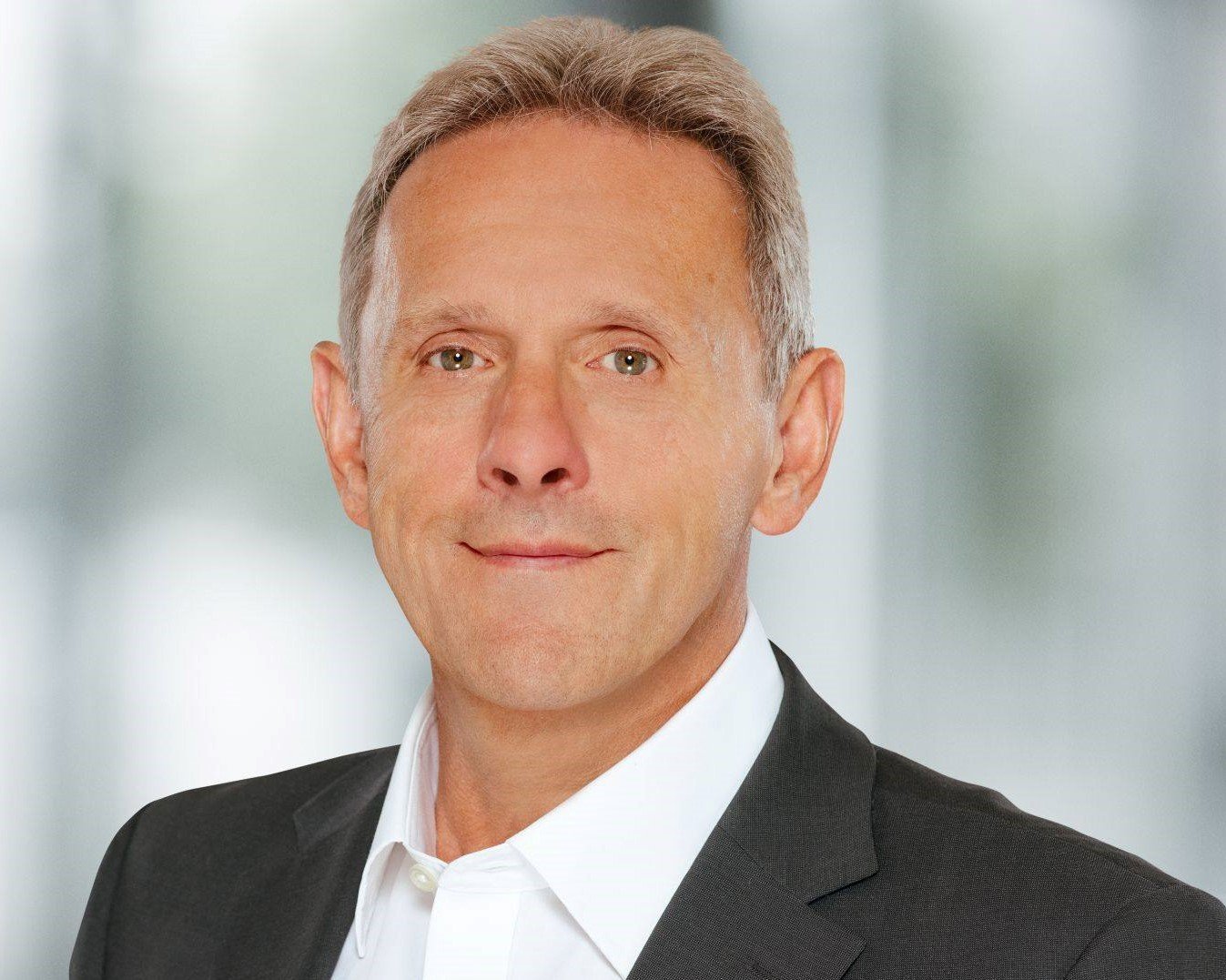 Dies ist Herr Peter Leitner von der pod GmbH
