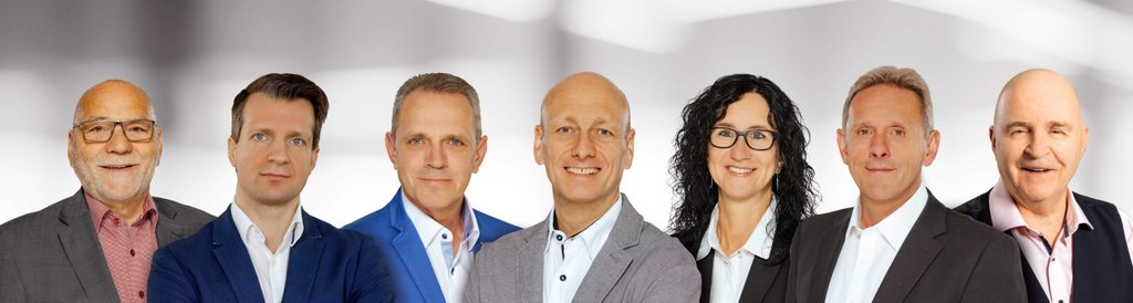 Auf diesem Bild sieht man alle Kollegen der pod GmbH Deinem Finanz- und Versicherungsmakler