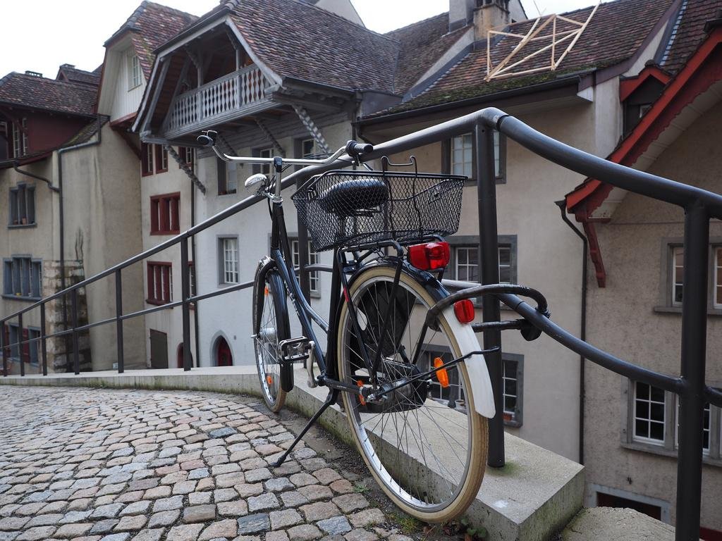 Fahrraddiebe in Freiburg gegen Fahrraddiebstahl versichern